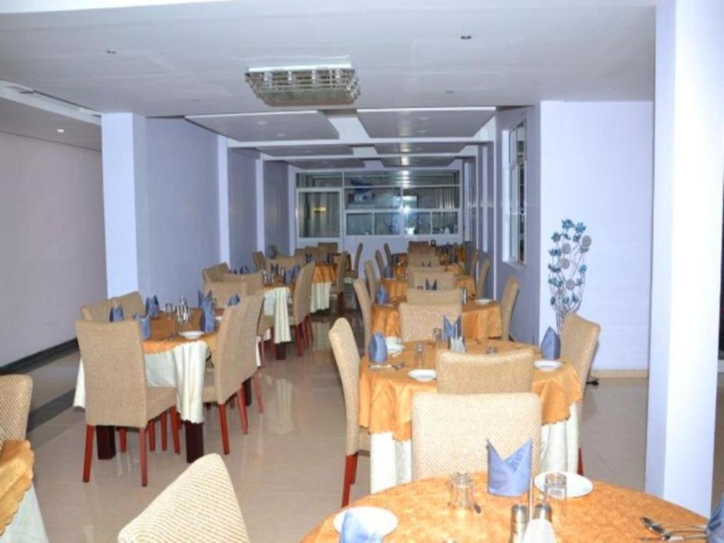 Stamford Star Hotel นูวาราเอลิยา ภายนอก รูปภาพ